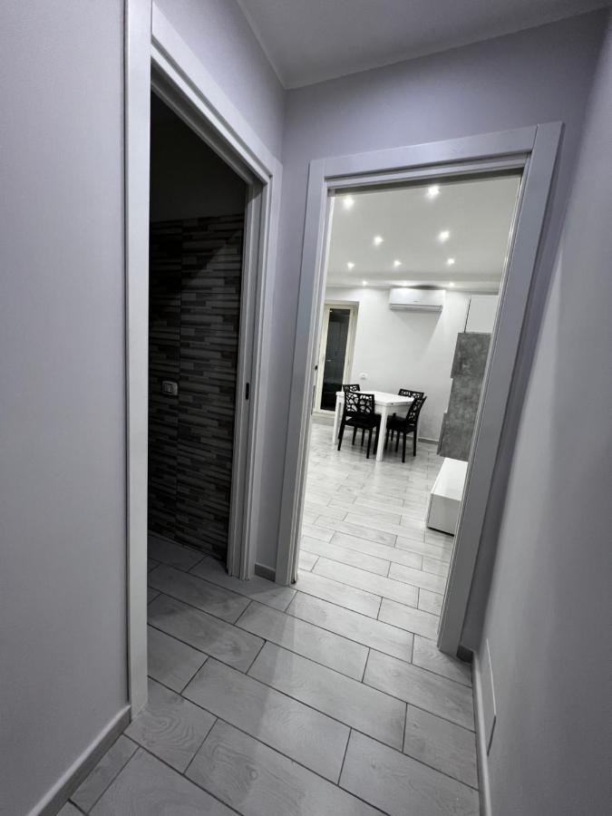 Smart'S House Deluxe Quartieri Spagnoli Napoli Bagian luar foto