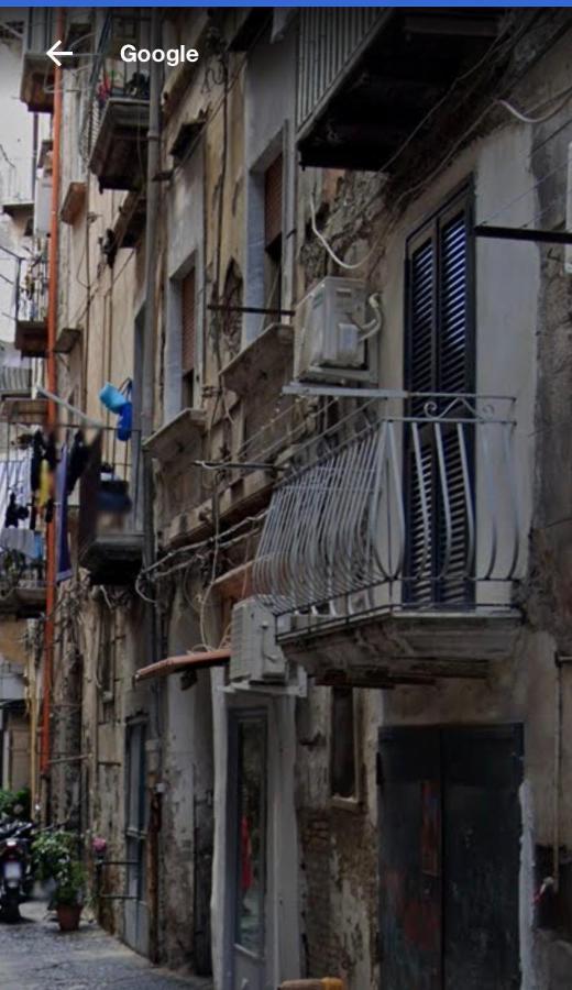 Smart'S House Deluxe Quartieri Spagnoli Napoli Bagian luar foto