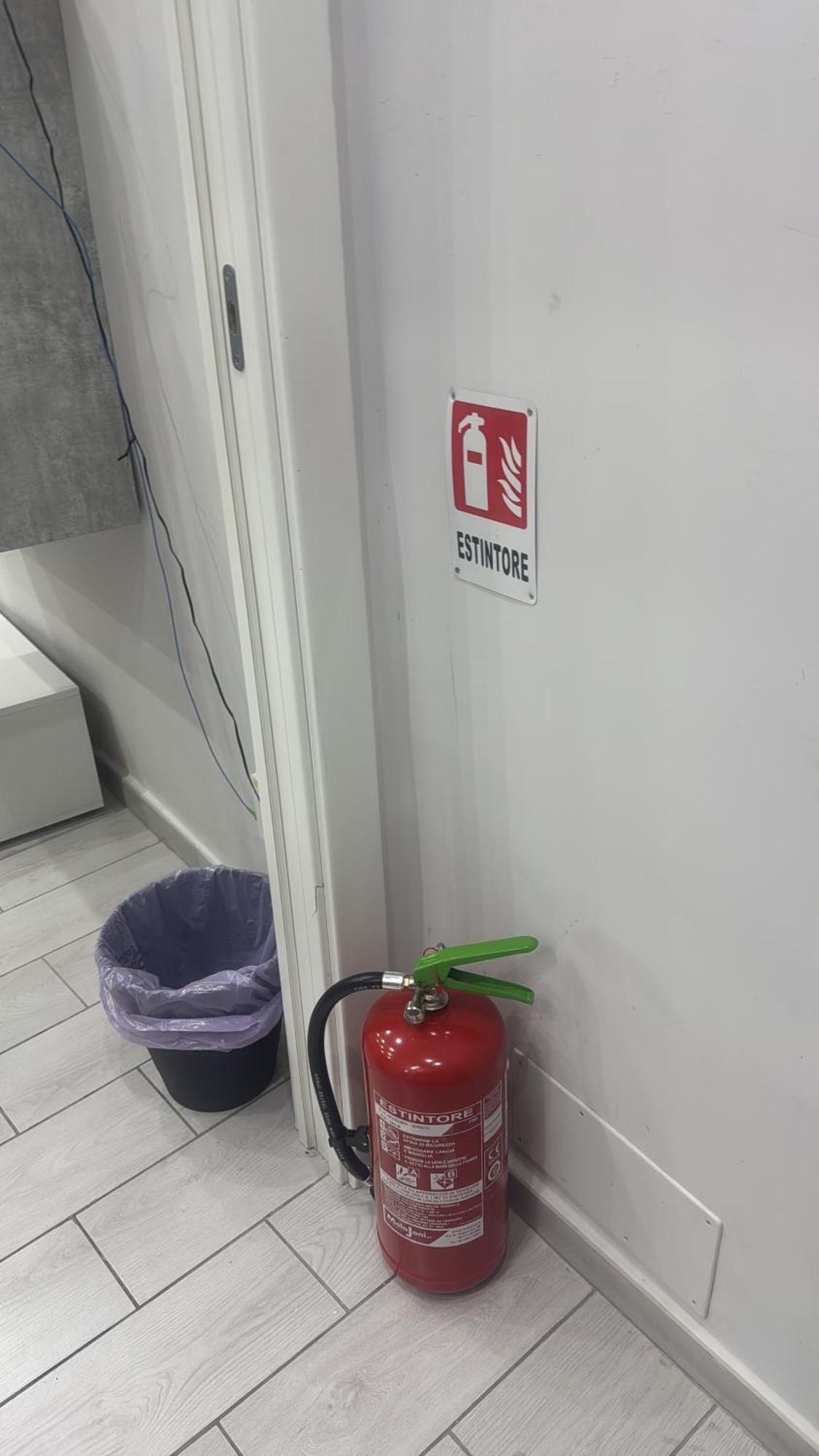 Smart'S House Deluxe Quartieri Spagnoli Napoli Bagian luar foto
